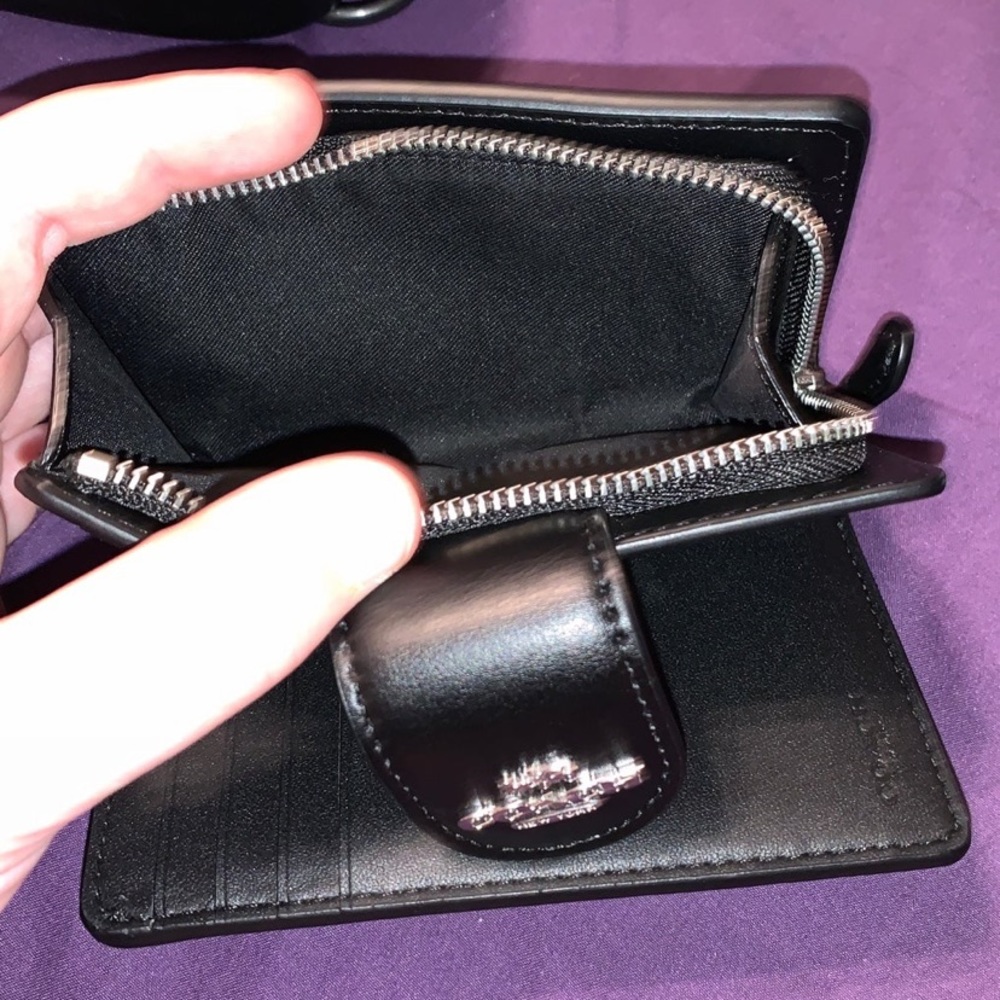 Genuine Coach Bag & Wallet

Smoke and Pet Free Home! 

Purchased for $400 - Picture 9 of 12